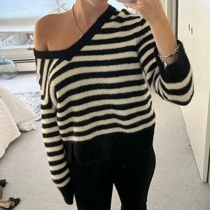 LNA black and white striped v-neck Alpaca sweater